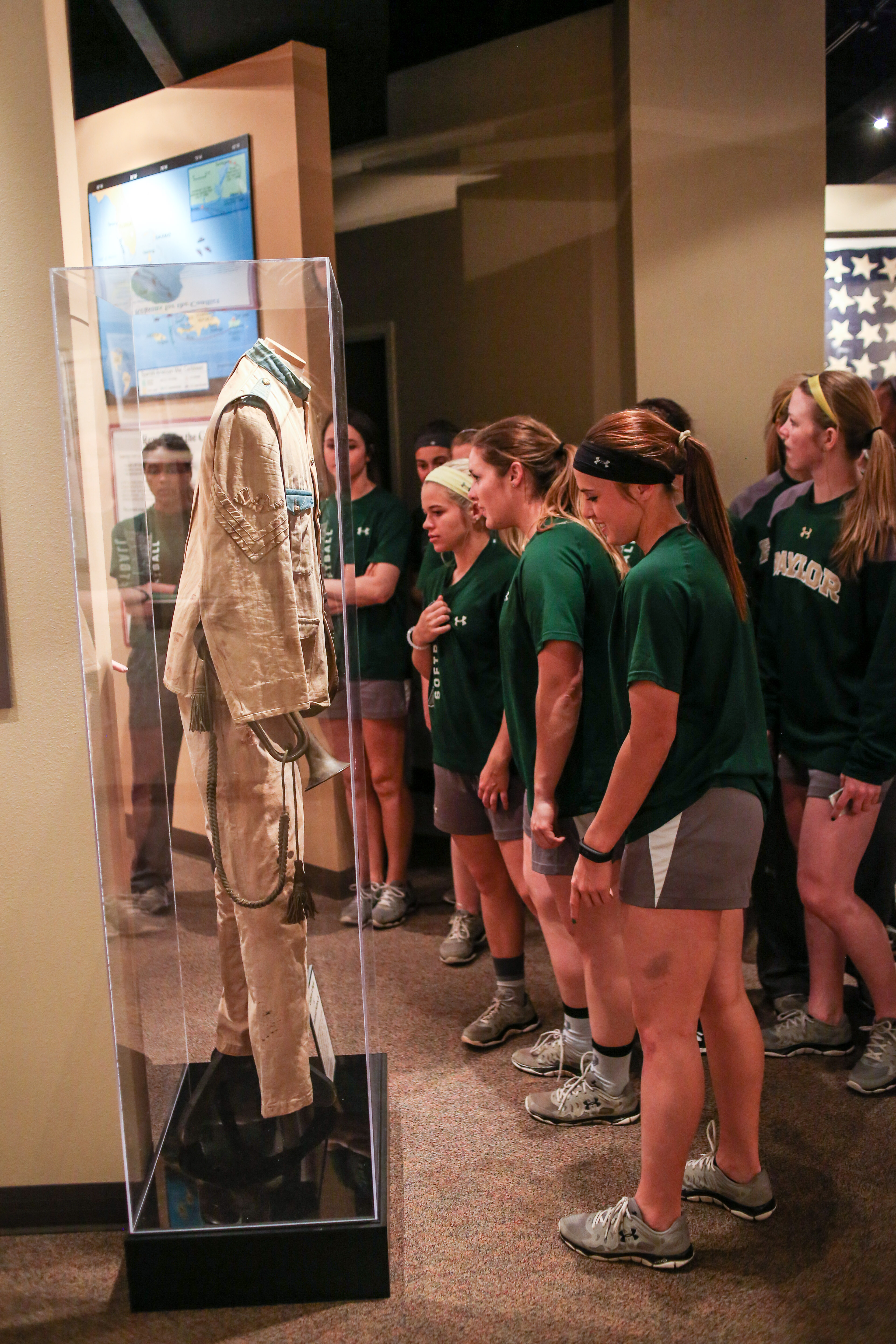 BaylorSoftballVisitsBH(TA)-148