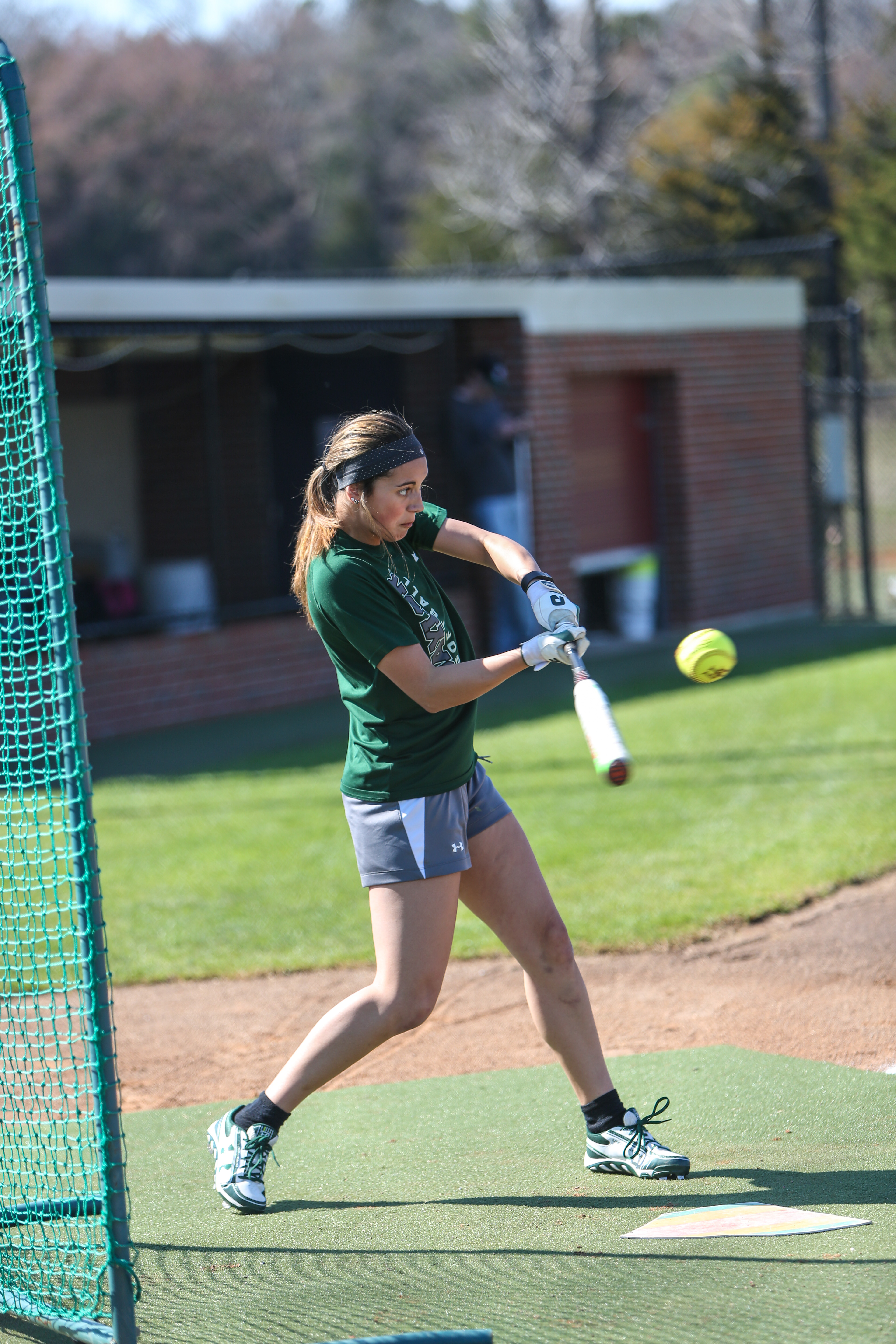 BaylorSoftballVisitsBH(TA)-4