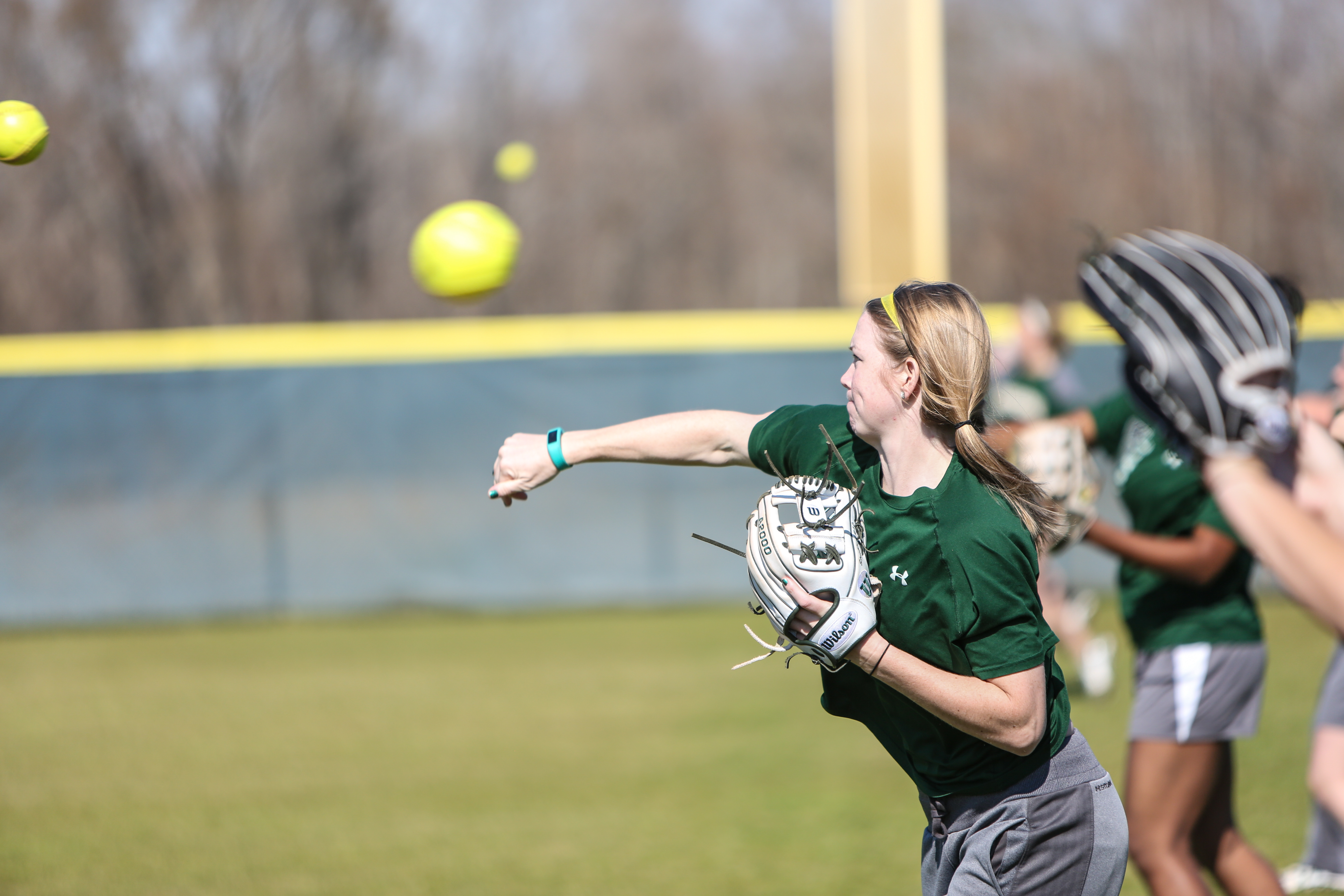 BaylorSoftballVisitsBH(TA)-6