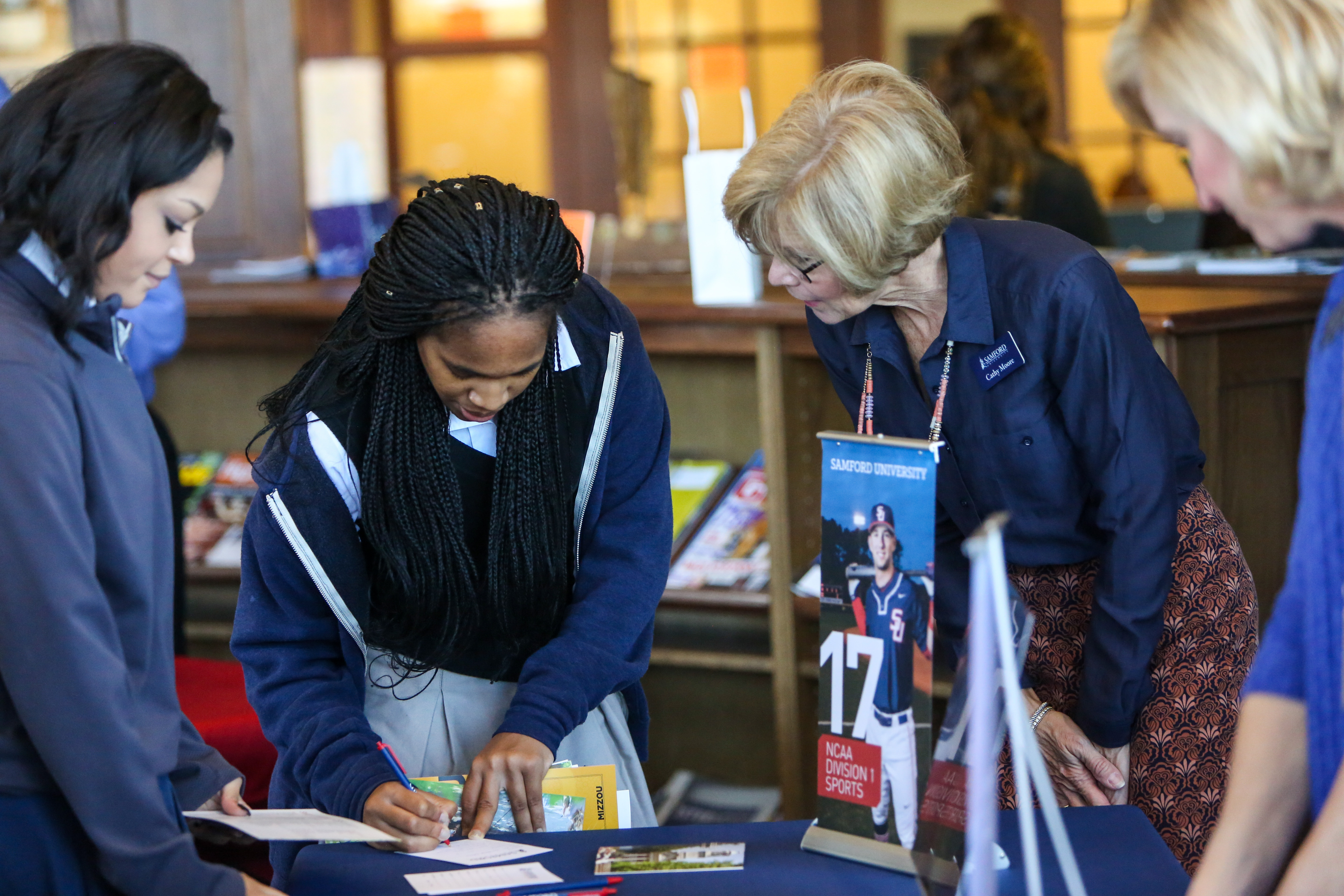 CollegeFair(TA)-3