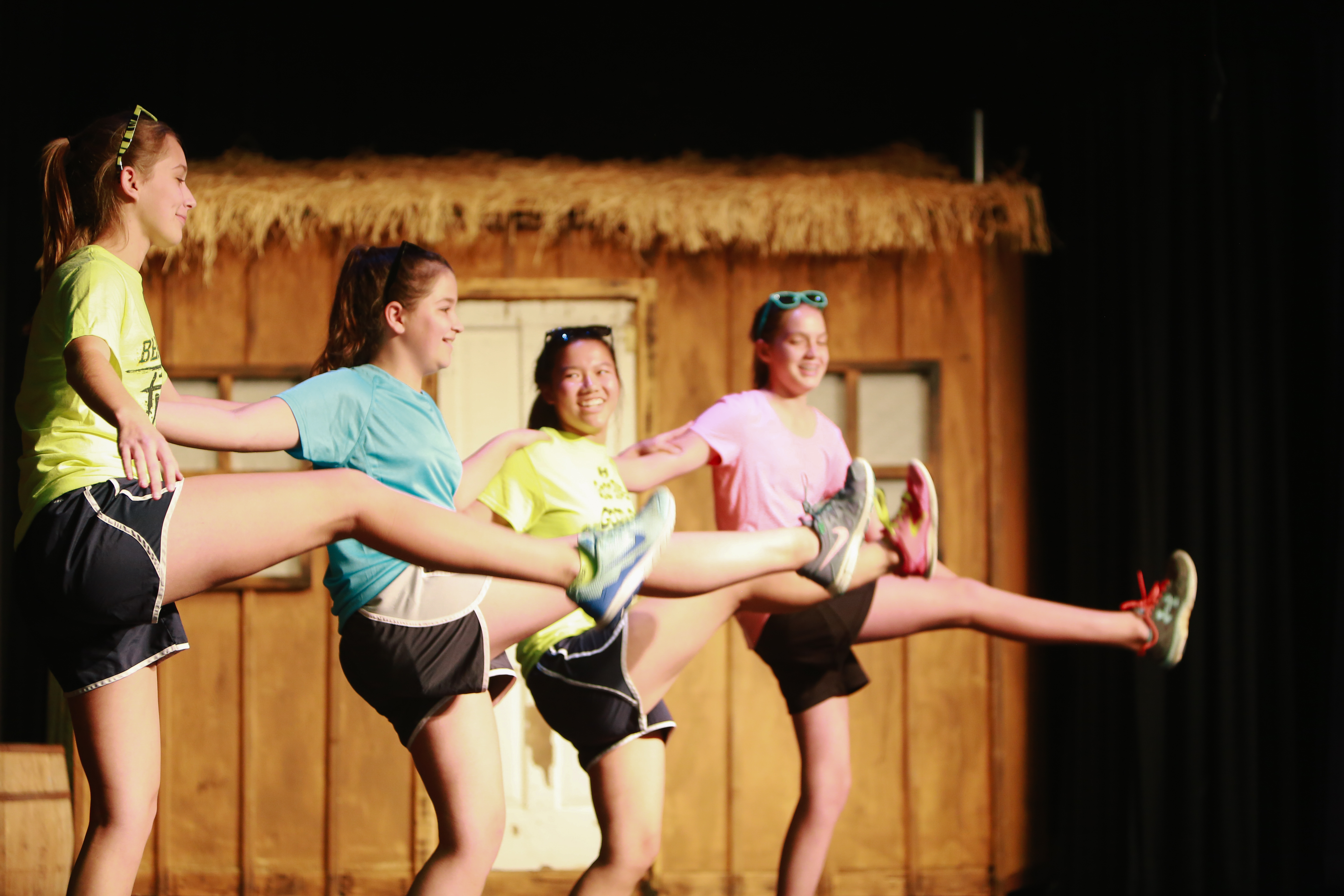 MS Lip Sync Comp(EH)-18