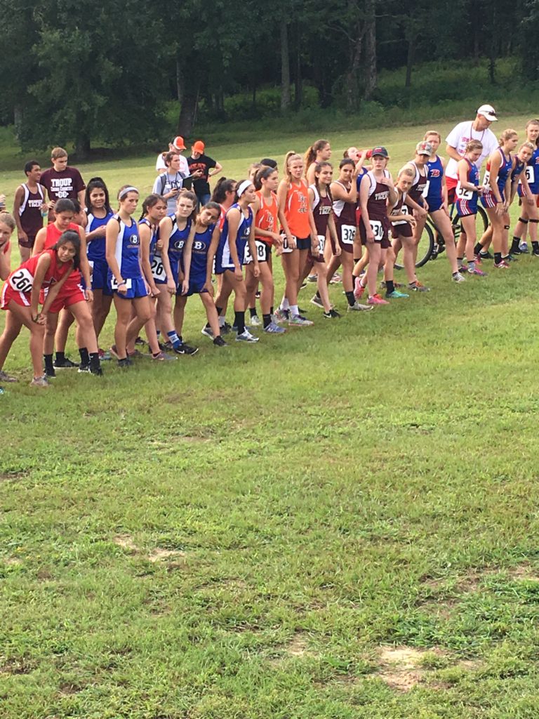 Kali Burrow and Heather McLarry at the start