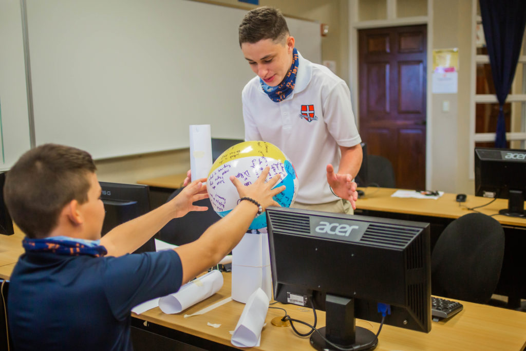 Computer Science Solves Problems as Team